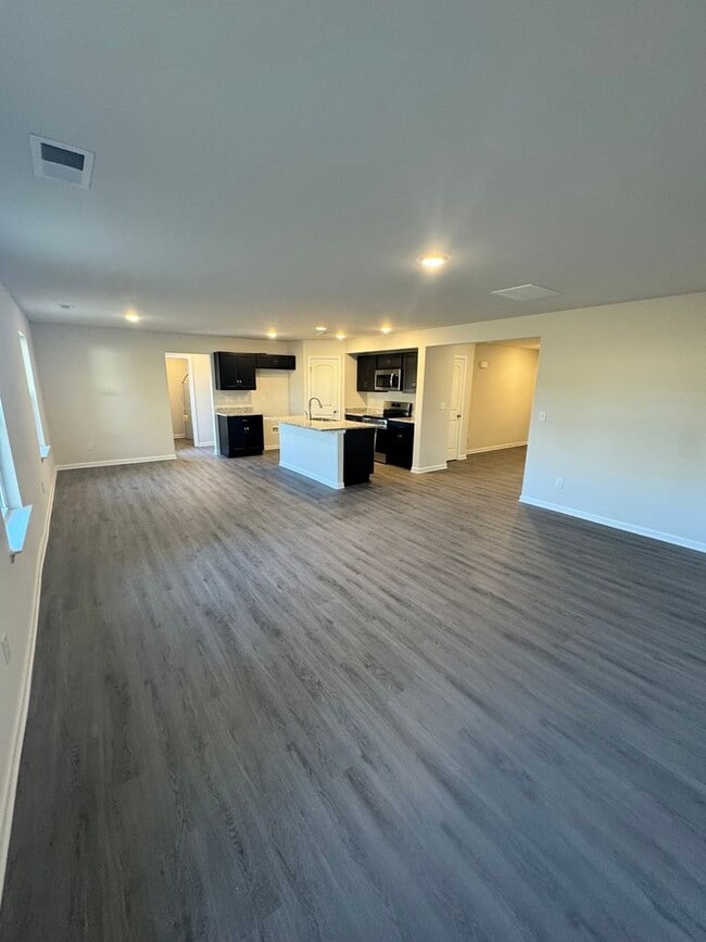 Photo - 916 W Sumter St