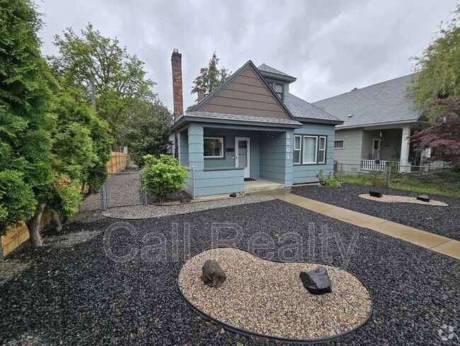 Building Photo - 2801 W Boone Ave Rental