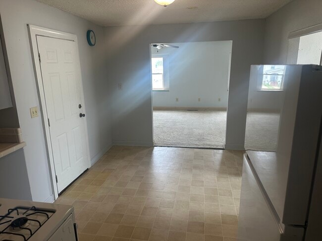 543 Blackhawk Blvd Unit 3-bed