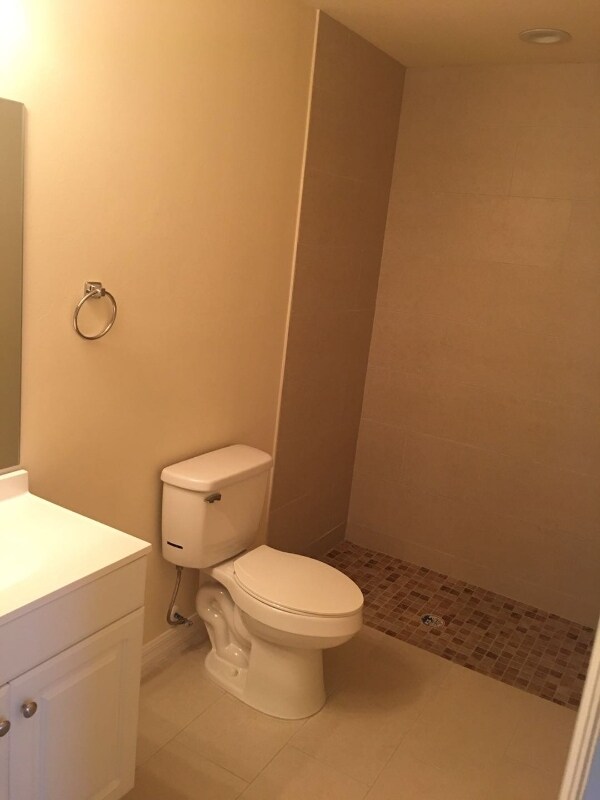 Photo - 621 SE 12th Ct