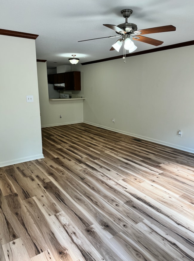 Photo - 123 Winners Cir