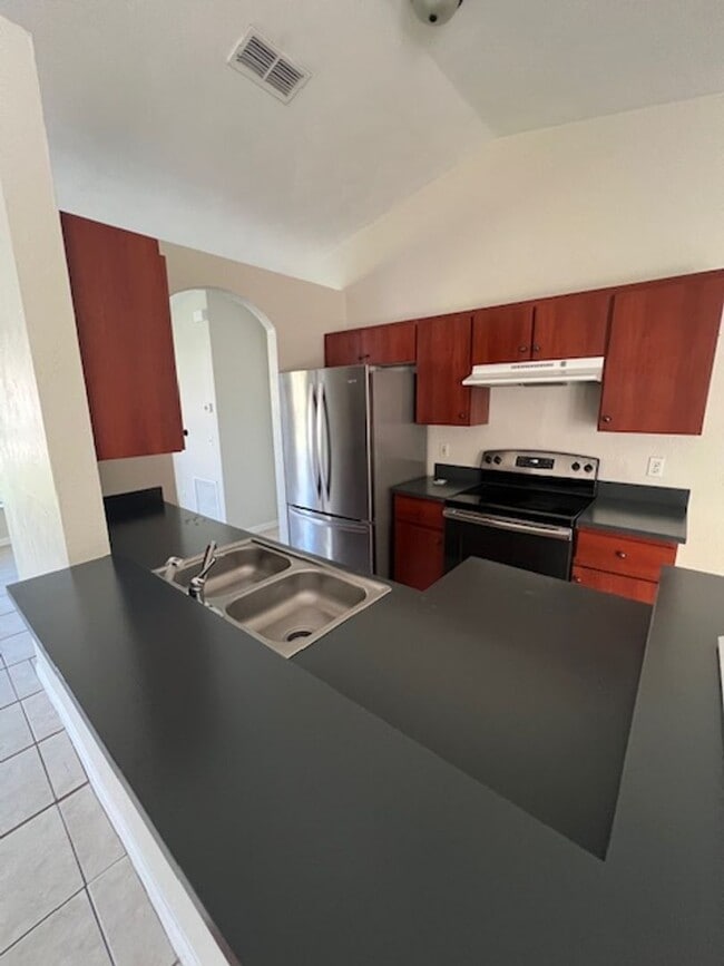 Photo - 816 Grove Ave