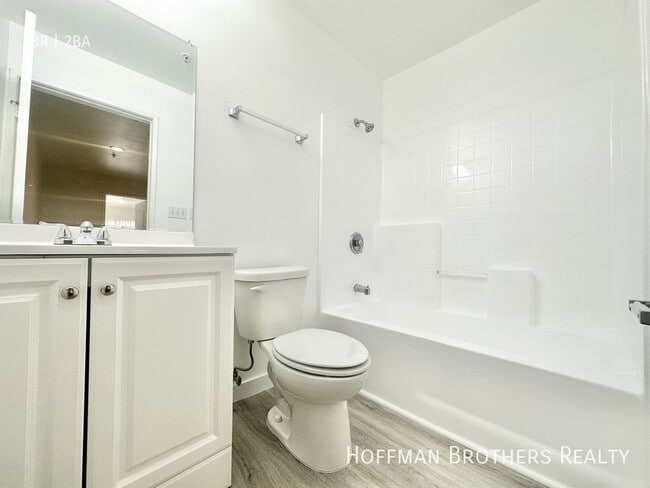 Photo - 7323 Winnetka Ave Unit 104
