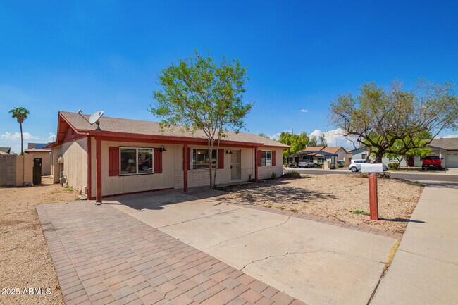 Photo - 18240 N 34th Dr