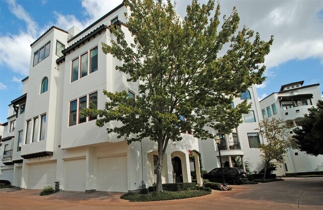 Photo - 302 Calle Sevilla Pl