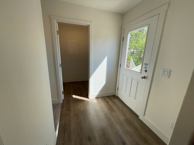 Photo - 5427 Edgewood Ln