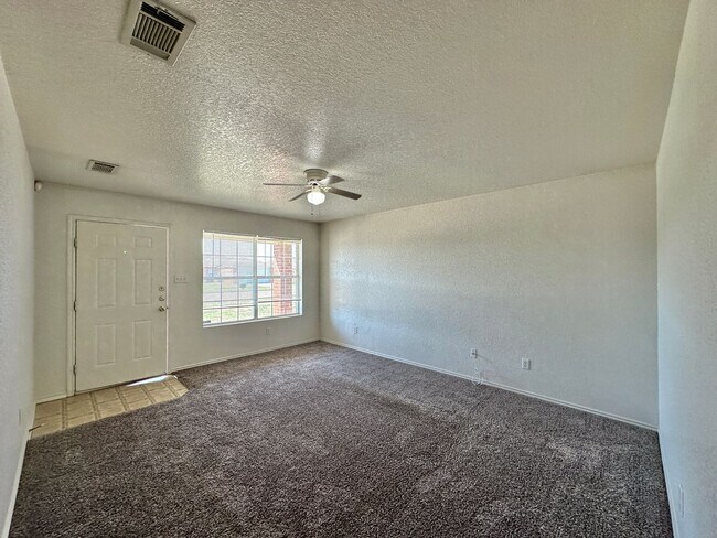 Photo - 5302 Lauren Lea Dr