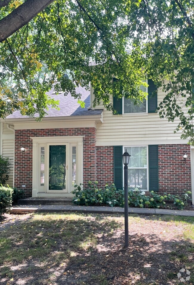 Building Photo - 1150 Coldspring Rd Rental