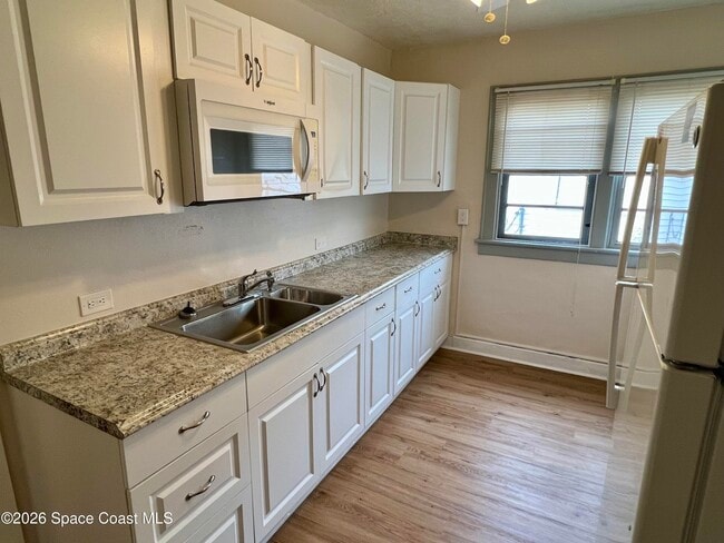 Photo - 2104 Waverly Pl Unidad 7