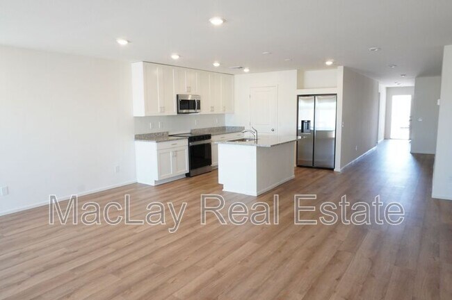Photo - 1225 N 13th St