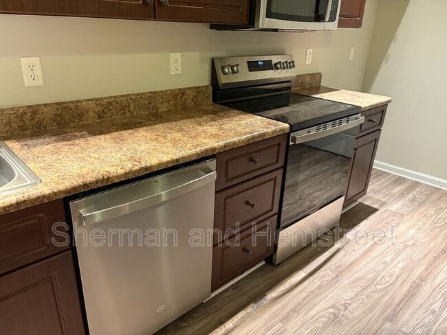 Photo - 3400 London Ct SW Unit 3400-203