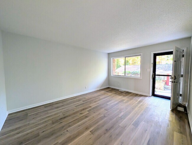 Photo - 34 N Circle Dr Unit C