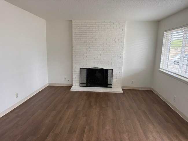 Photo - 3908 Ortiz Ct NE Unidad A