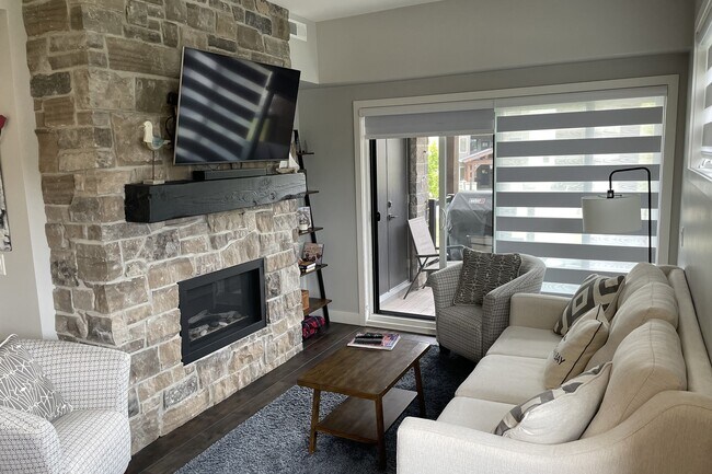 Photo - 10 Beausoleil Ln Unit 207