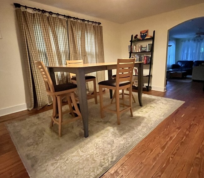 Photo - 2403 Pine Haven St