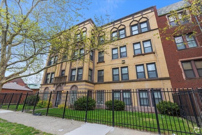Building Photo - 1934 E 74th St Rental