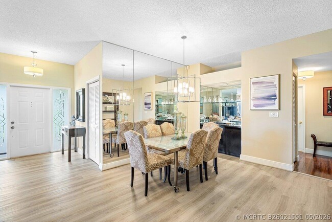 5070 Lake Catalina Dr Unit C