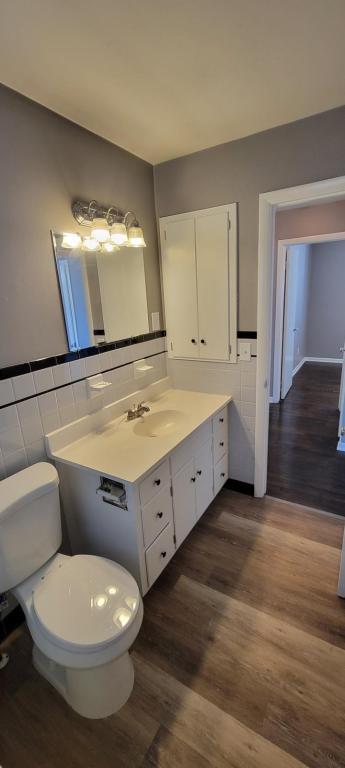 Photo - 629 S Troost St