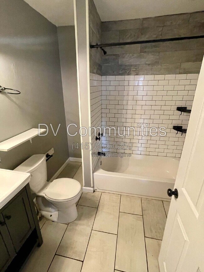 Photo - 1335 W 61st St Unit 2