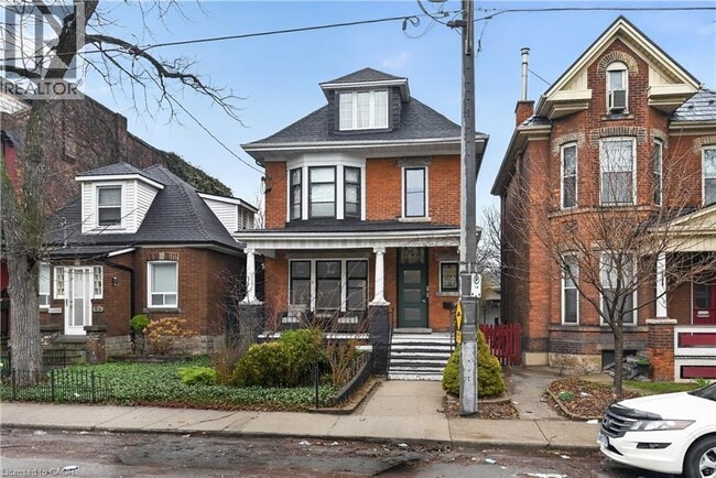 Photo - 63 West Avenue N