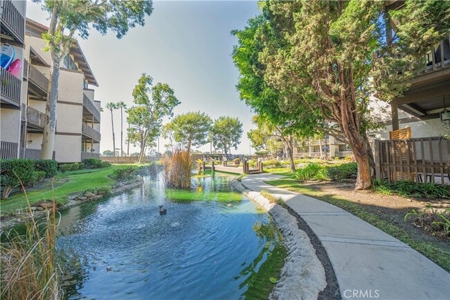 Photo - 6336 Marina Pacifica Dr N