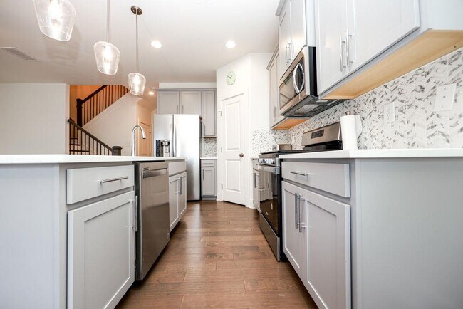 Photo - 7 Steelwood Ct