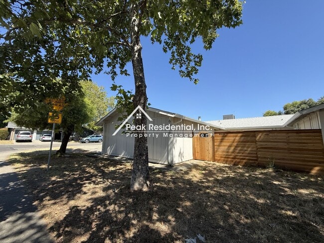 6328 Bonham Cir