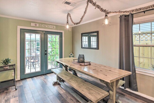 Photo - 3917 Avenue P 1/2