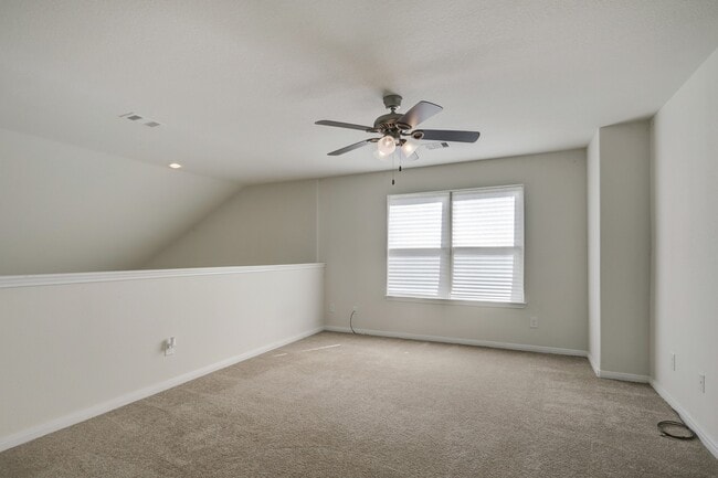 Photo - 16617 Conner Creek Ln