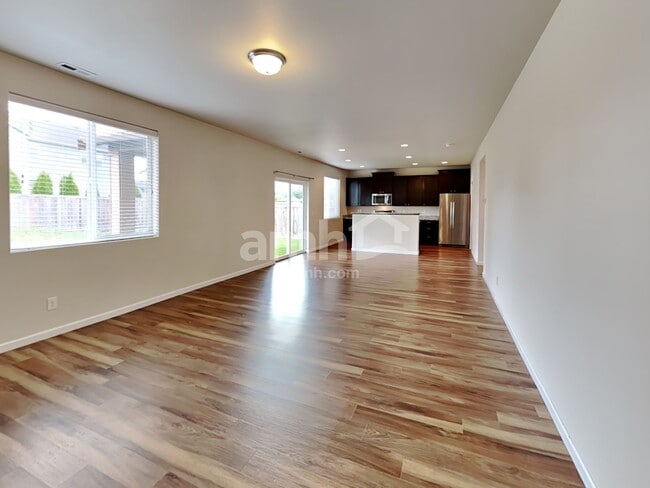 Photo - 2681 Moore Ave