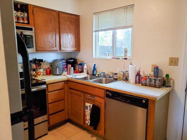 Photo - Aztec725 (KC-AM)