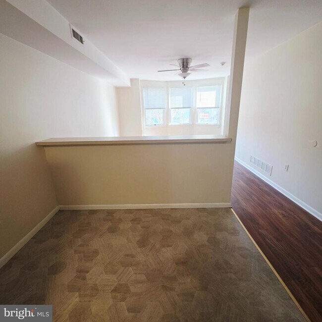 Photo - 532 S 15th St Unidad 2