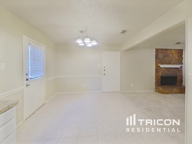 Photo - 4008 Segram Ct
