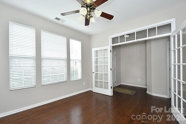 Photo - 8204 Viewpoint Lane