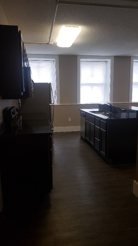 Photo - 2212 E 12th St Unidad 2212 E 12th St