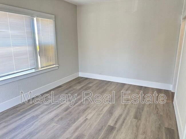 Photo - 2032 W Adams St Unit 2