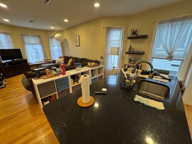 Photo - 10 Jay St Unit 2