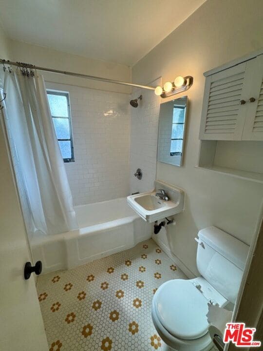 Photo - 2103 Oak St Unit C