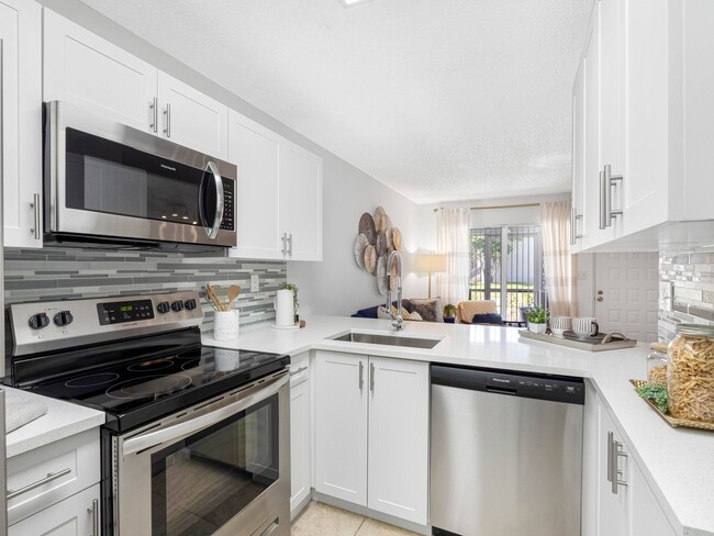 Photo - Boca Arbor Club Apartments