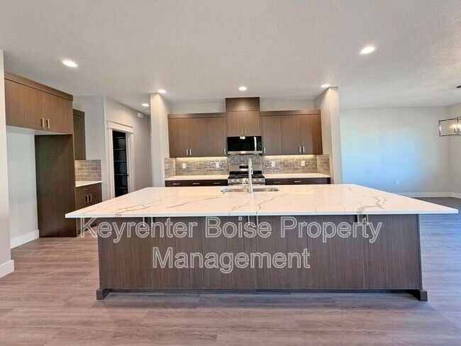 Photo - 4400 E Wedge St