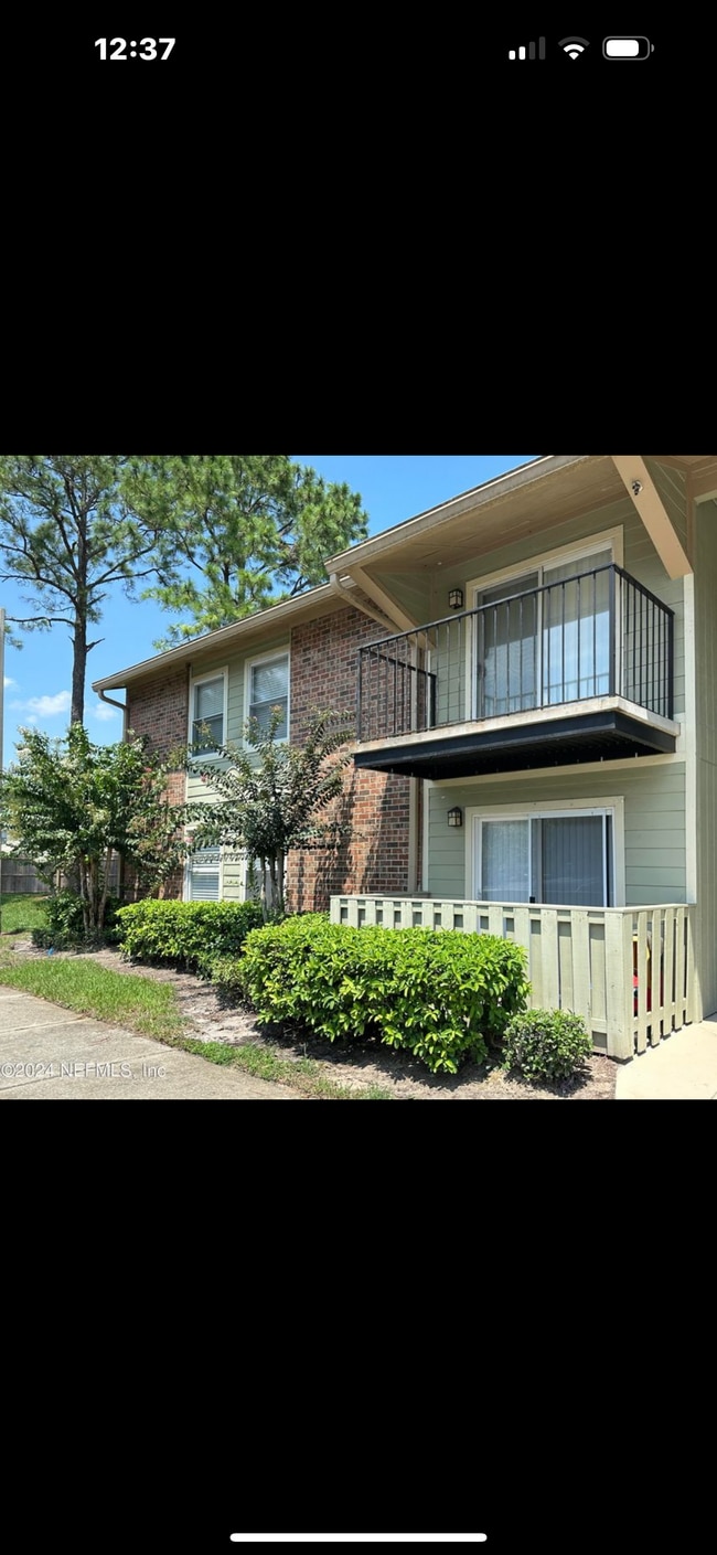 Building Photo - 3737 Loretto Rd Unit 605