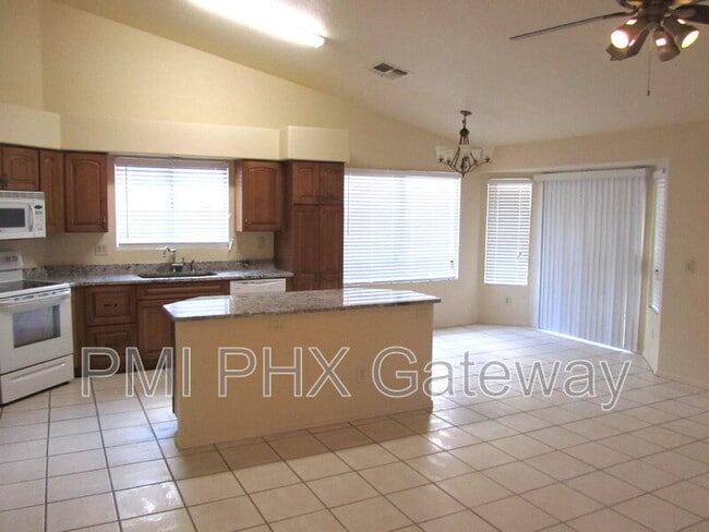 Photo - 6702 N 89th Ave