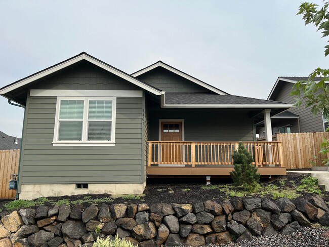 Pet Friendly, Single Level 3 Bedroom Home ... - Pet Friendly, Single Level 3 Bedroom Home ...