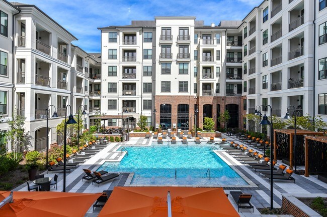 Gateway Chastain