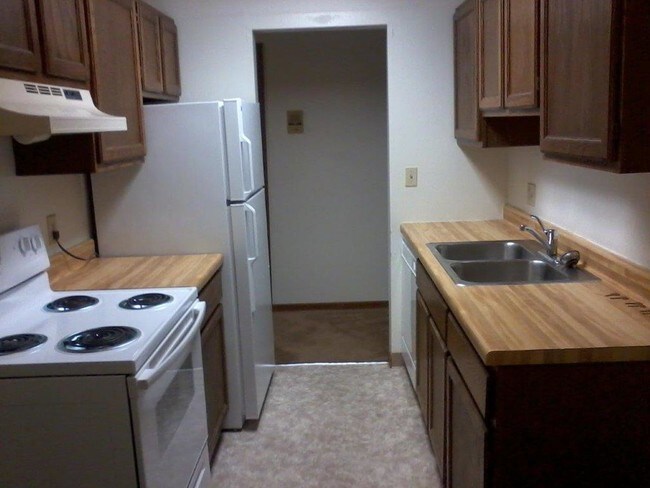 Photo - Britannia Village