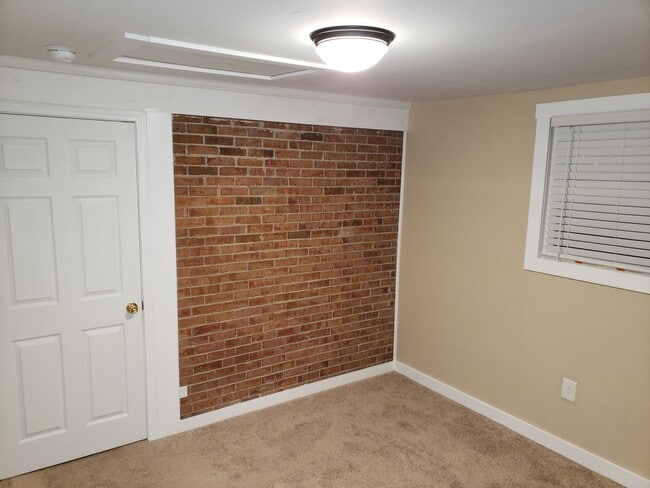 Photo - 1703 Wright Blvd