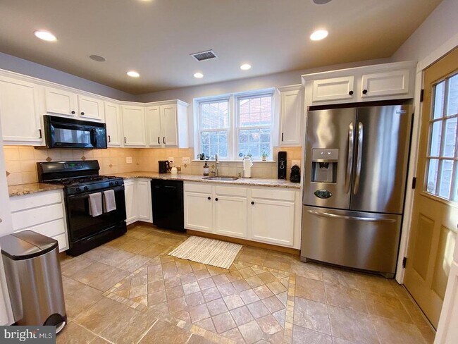 Photo - 1022 N 4th St