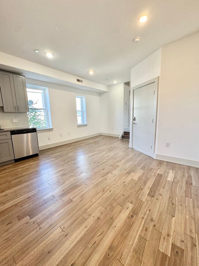 Photo - 3213 Haverford Ave Unidad 2