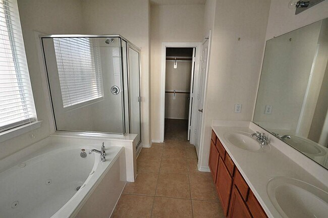 Photo - 12315 Field Brook Ct