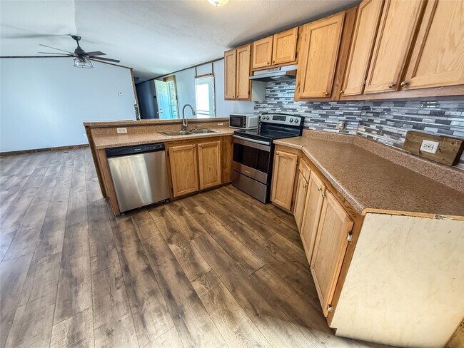 Photo - 861 Co Rd 947